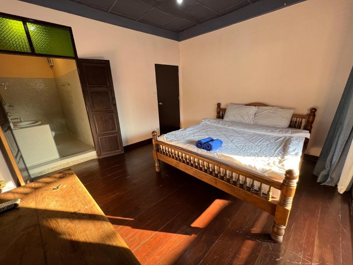 Madera House Chiang Mai Hotel ภายนอก รูปภาพ